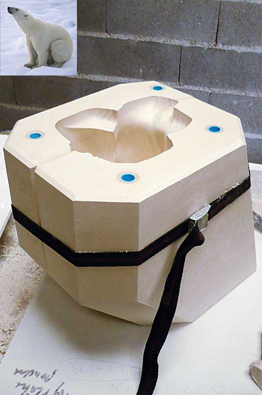 ours moule ferm&eacute;